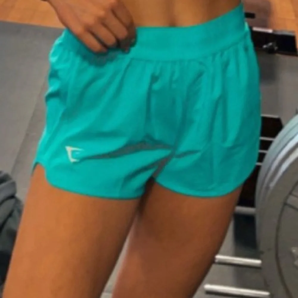 Gymshark Women’s Essential Loose Fit Training Shorts Teal Size Sm - Picture 6 of 6